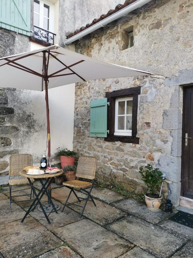 La Petite Maison De Vacances Oradour-Saint-Genest Esterno foto
