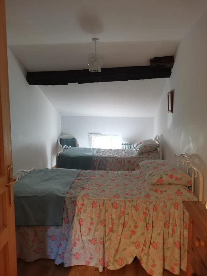 La Petite Maison De Vacances Oradour-Saint-Genest Esterno foto